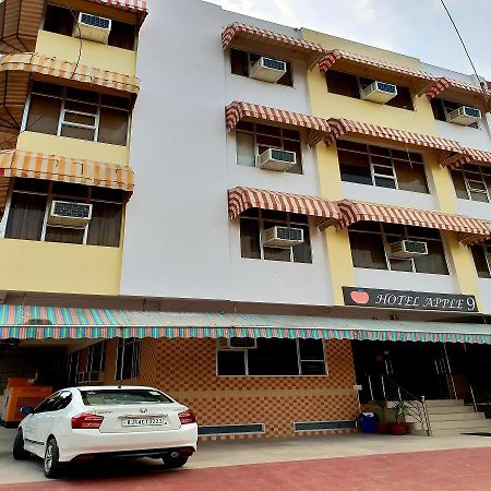 Hotel O Apple Jaipur Bagian luar foto