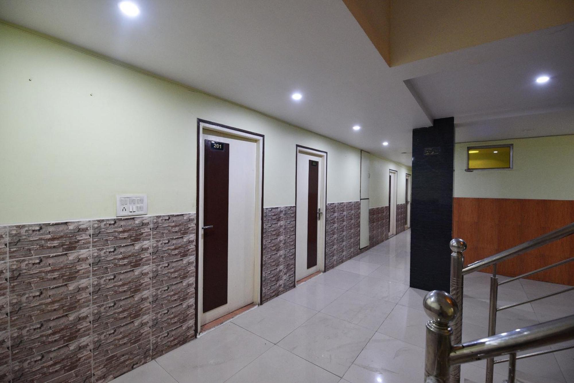 Hotel O Apple Jaipur Bagian luar foto