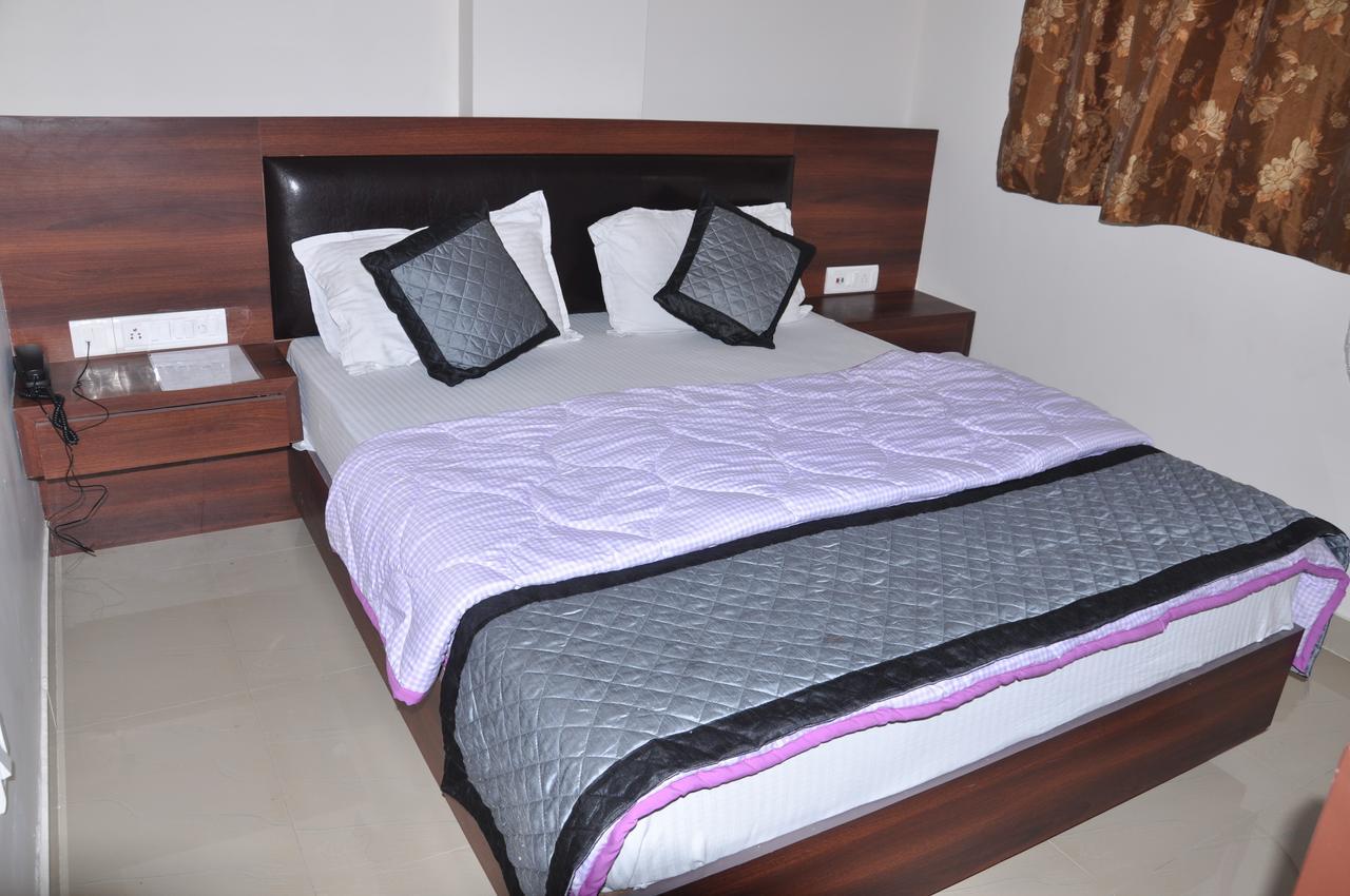 Hotel O Apple Jaipur Bagian luar foto